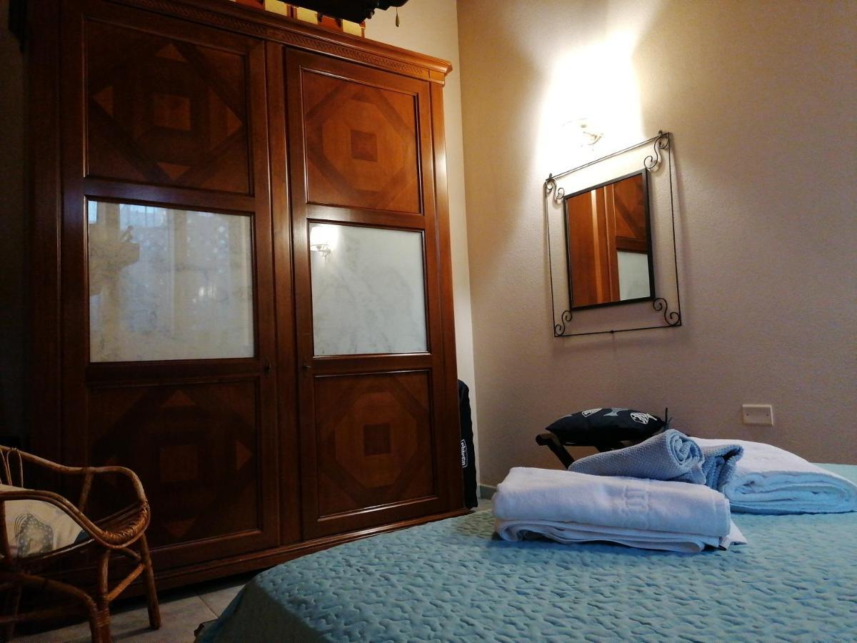 Vela Club House