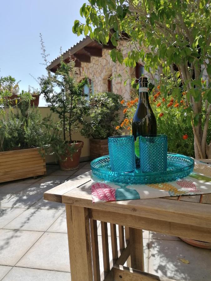 Vela Club House *